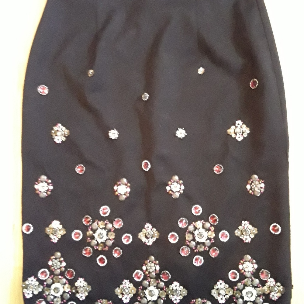 WHBM embellished pencil skirt NWOT 0
